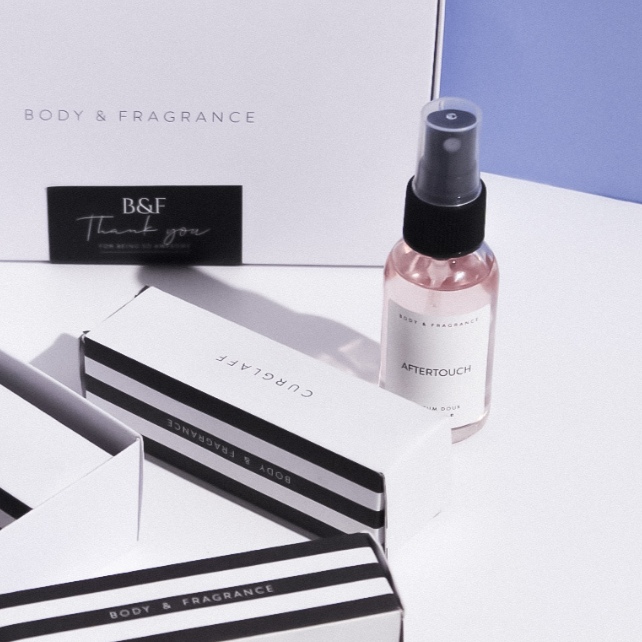 Set of perfume online samples